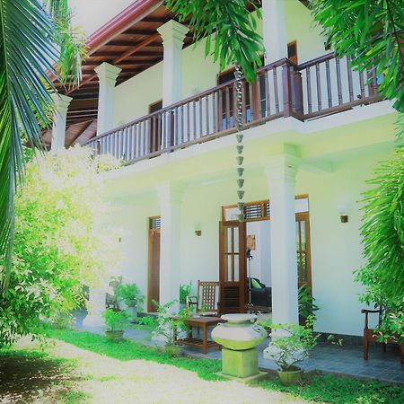 Residence Chanty Hikkaduwa Buitenkant foto