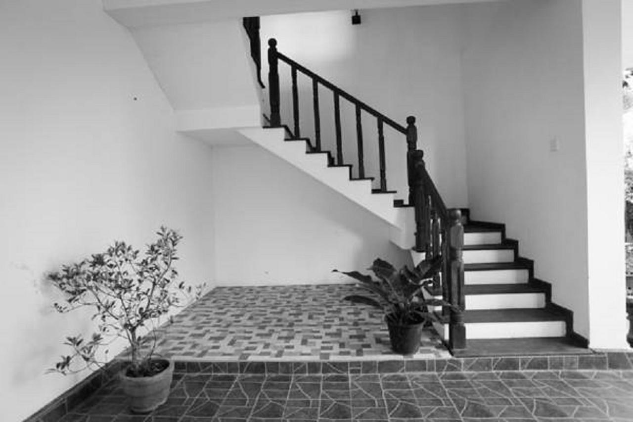 Residence Chanty Hikkaduwa Buitenkant foto