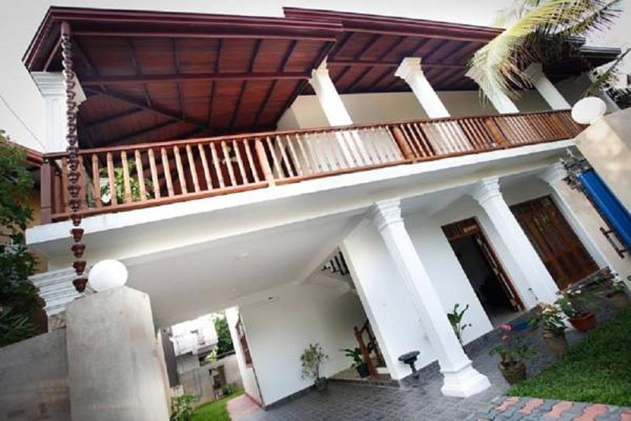 Residence Chanty Hikkaduwa Buitenkant foto