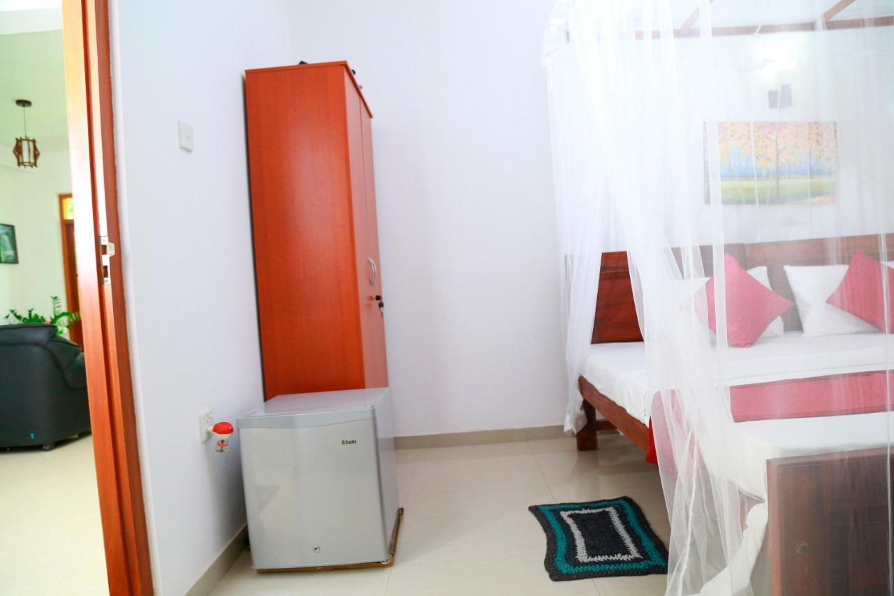Residence Chanty Hikkaduwa Buitenkant foto